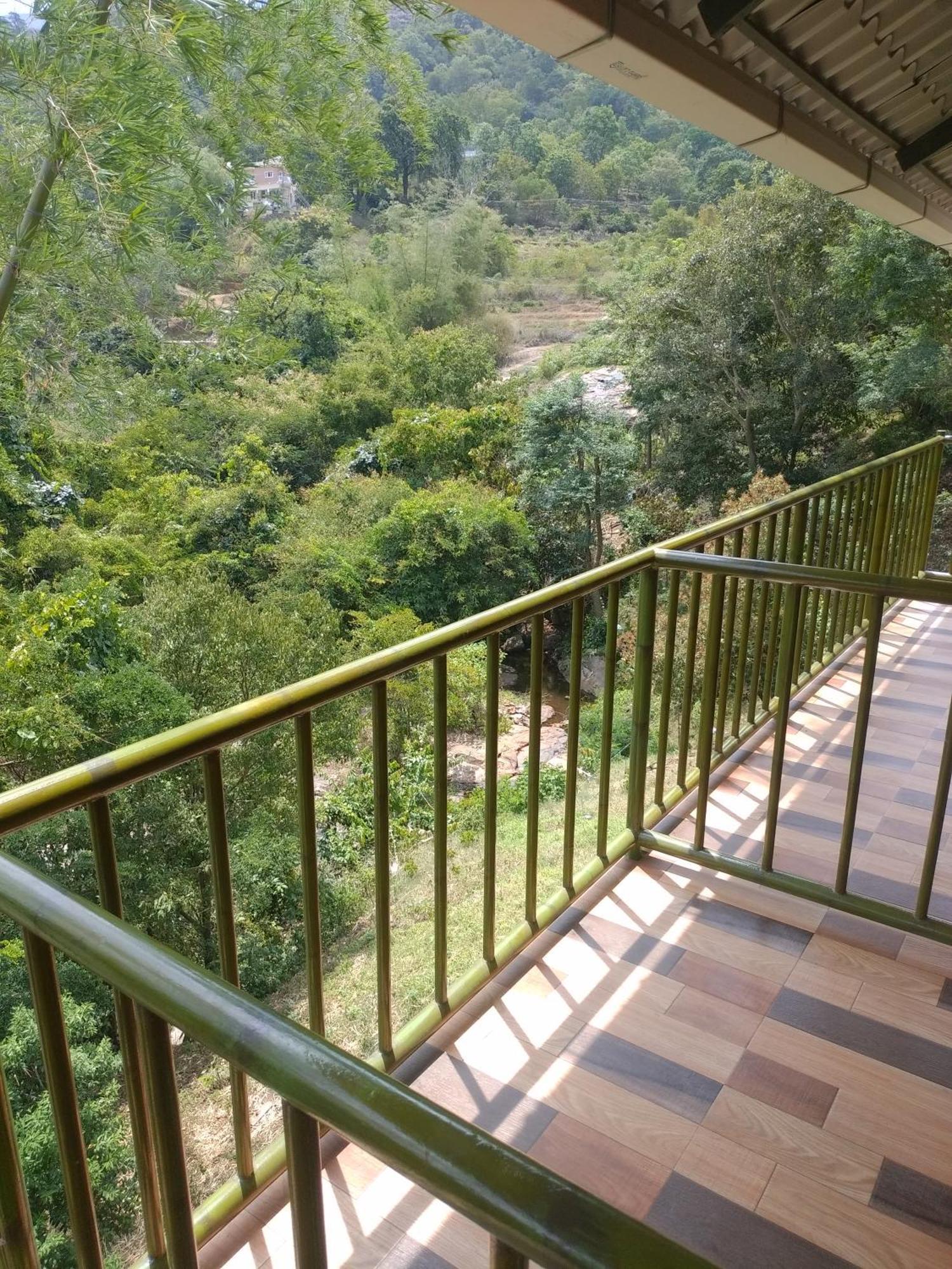 Don'S River Valley Jungle Resort Maraiyur Exterior photo